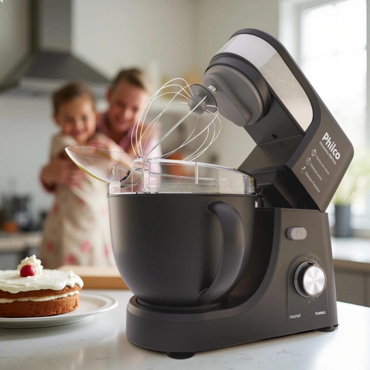 BATEDEIRA PLANETÁRIA PHILCO 700W 4,5L 12 VELOCIDADES 220V BATEDEIRA PLANETÁRIA PHILCO 700W 4,5L 12 VELOCIDADES 220V