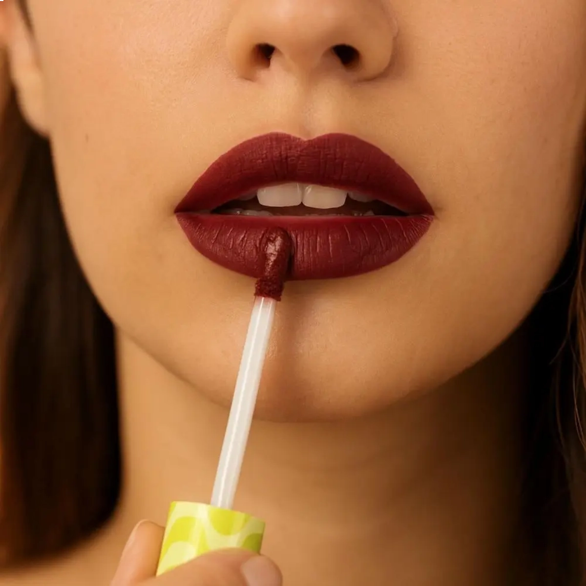 BATOM LABIAL LÍQUIDO MELU RUBY ROSE CHARME DO RIO MADE IN PARATI BATOM LABIAL LÍQUIDO MELU RUBY ROSE CHARME DO RIO MADE IN PARATI