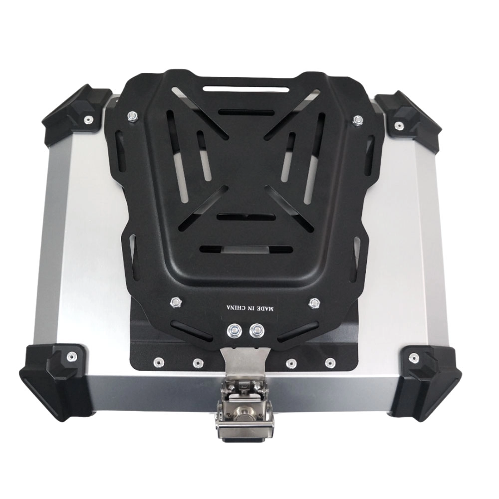 Bau de Moto Traseiro 55 Litros Universal Aluminio Anti-roubo Prata Bau de Moto Traseiro 55 Litros Universal Aluminio Anti-roubo Prata