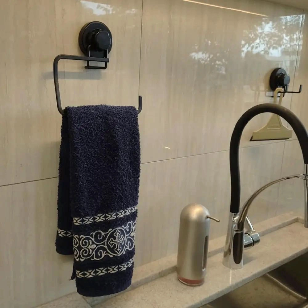 CONJUNTO DE 5 PEÇAS SCHMITT PARA BANHEIRO COM VENTOSA PRETO FOSCO