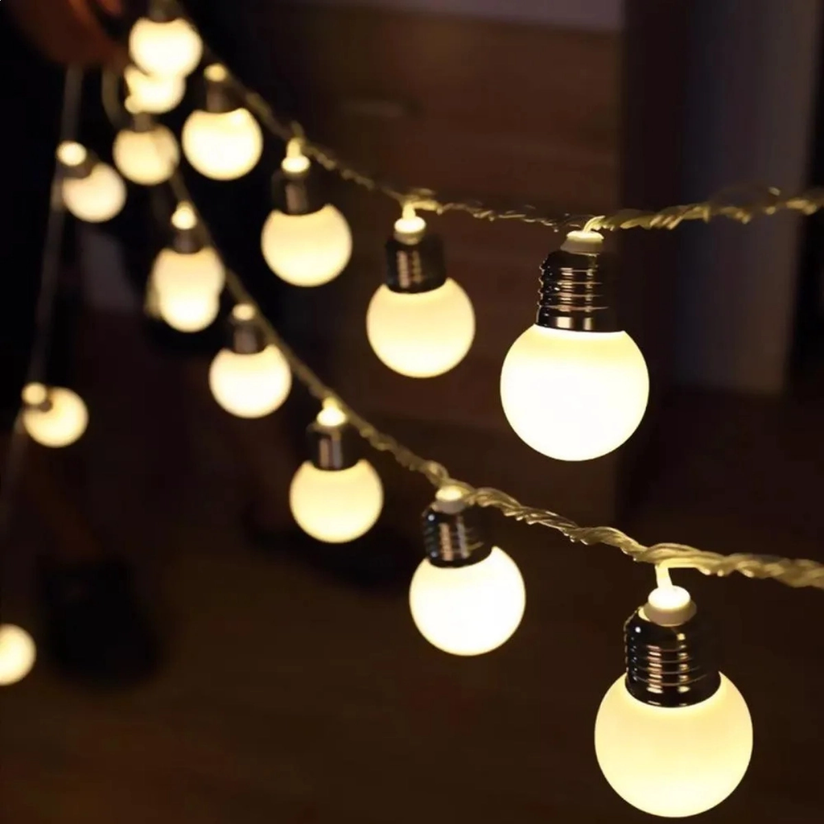 LÂMPADA MINI BULBO BOLINHA G45 E27 4W LUZ QUENTE PHILIPS LÂMPADA MINI BULBO BOLINHA G45 E27 4W LUZ QUENTE PHILIPS