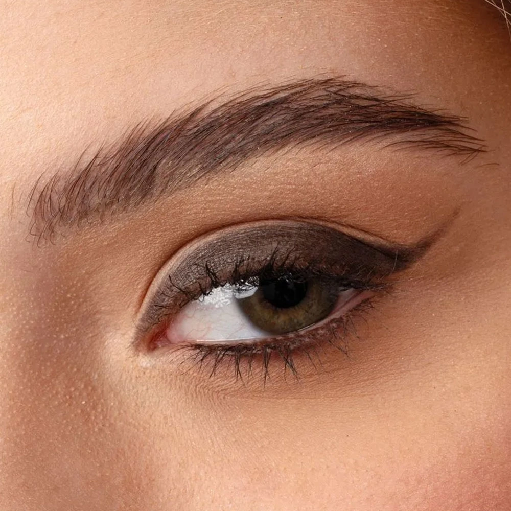 LÁPIS RETRÁTIL EM GEL MARROM Á PROVA D' ÁGUA RUBY KISSES RE03B