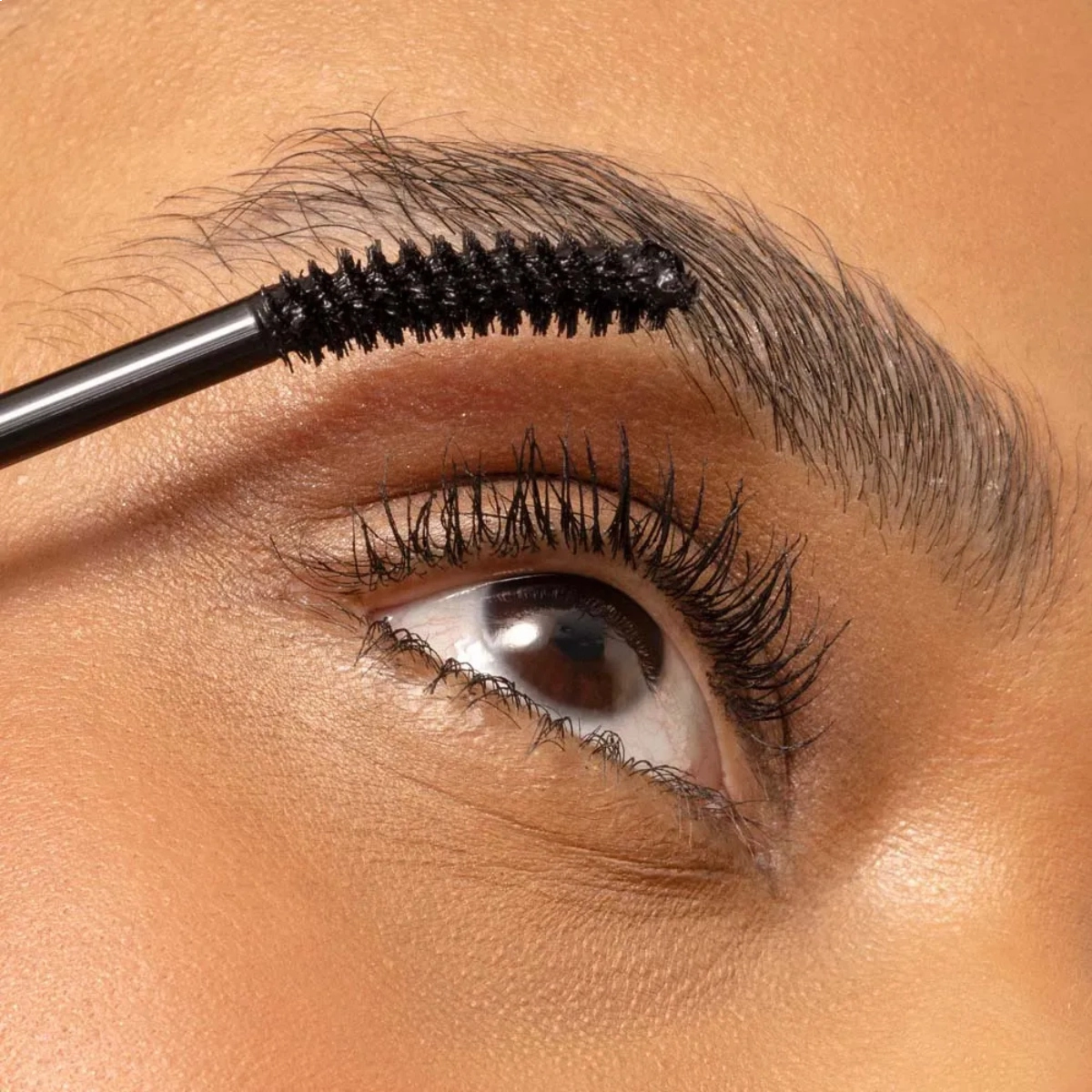 MASCARA DE CILIOS MAGIC CURL PRETA COM CURVATURA MASTER KNY MASCARA DE CILIOS MAGIC CURL PRETA COM CURVATURA MASTER KNY