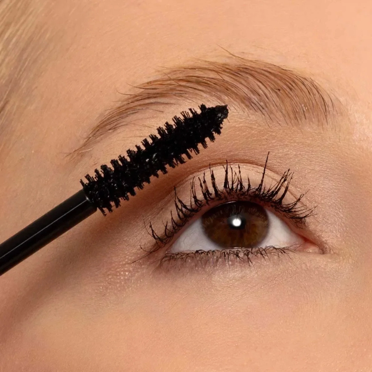 MASCARA DE CILIOS MAGIC SIZE A PROVA D'AGUA ALONGAMENTO E CURVATURA MASCARA DE CILIOS MAGIC SIZE A PROVA D'AGUA ALONGAMENTO E CURVATURA