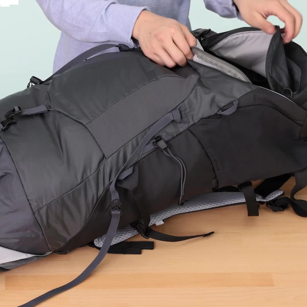 MOCHILA TREKKING LITE 75 LITROS PRETA AIRCONTACT URBANA DEUTER MOCHILA TREKKING LITE 75 LITROS PRETA AIRCONTACT URBANA DEUTER