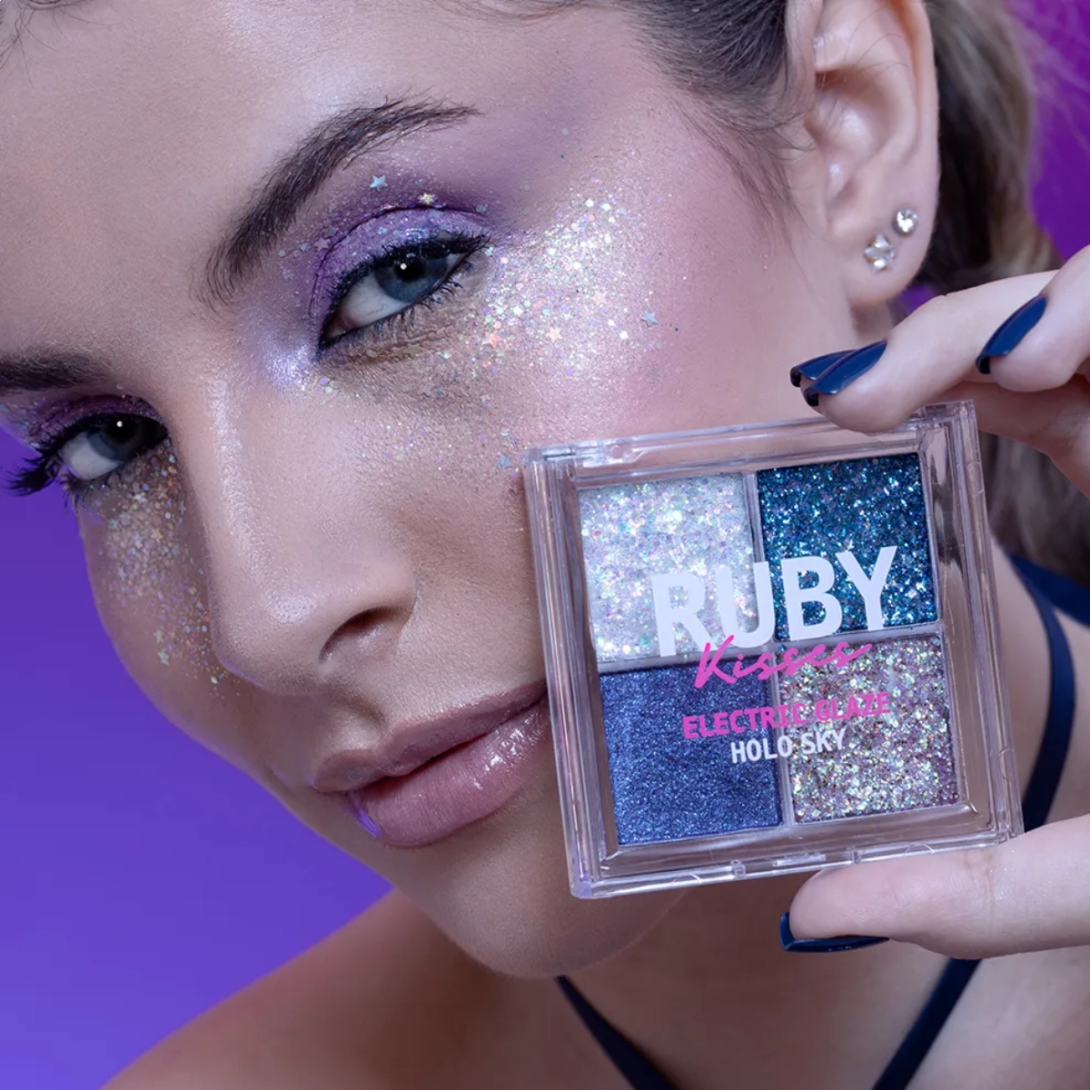 PALETA DE SOMBRAS EYESHADOW GLITTER HOLO SKY RUBY KISSES PALETA DE SOMBRAS EYESHADOW GLITTER HOLO SKY RUBY KISSES