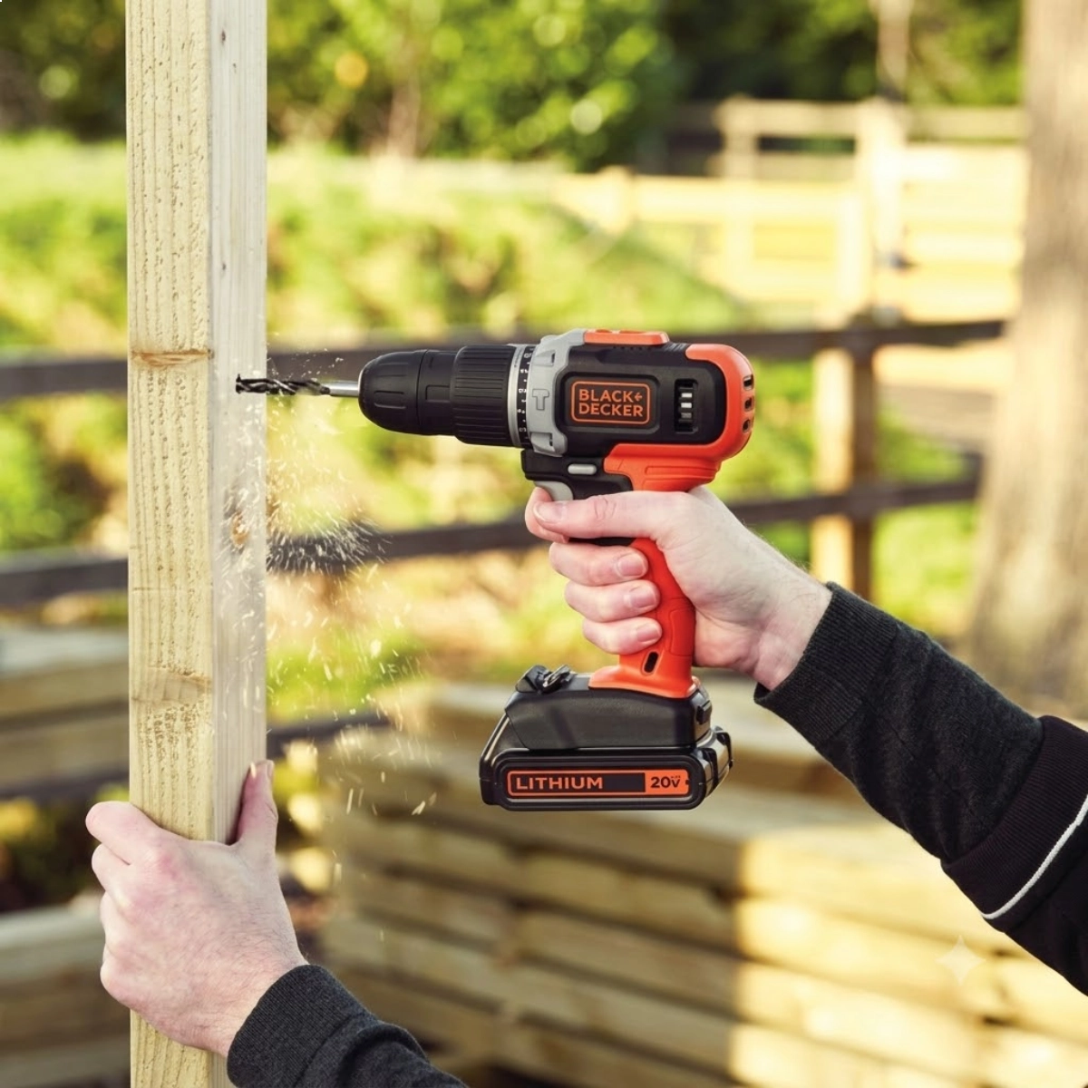 PARAFUSADEIRA FURADEIRA IMPACTO BLACK DECKER 20V 3/8 BCD704 PARAFUSADEIRA FURADEIRA IMPACTO BLACK DECKER 20V 3/8 BCD704