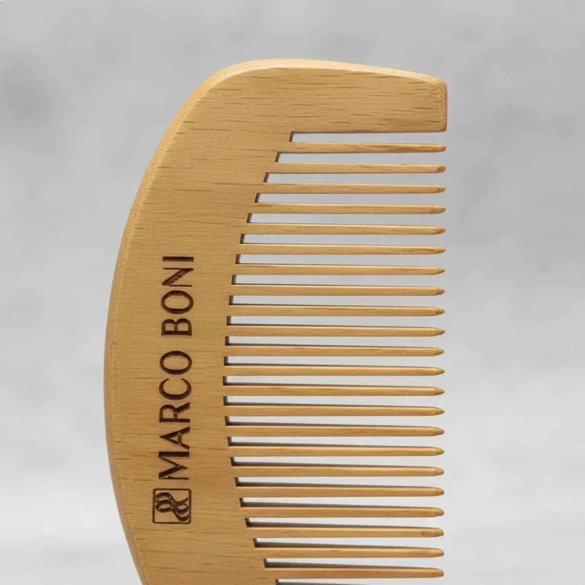 PENTE DE MADEIRA PREMIUM PARA BARBA E BIGODE MARCO BONI PENTE DE MADEIRA PREMIUM PARA BARBA E BIGODE MARCO BONI