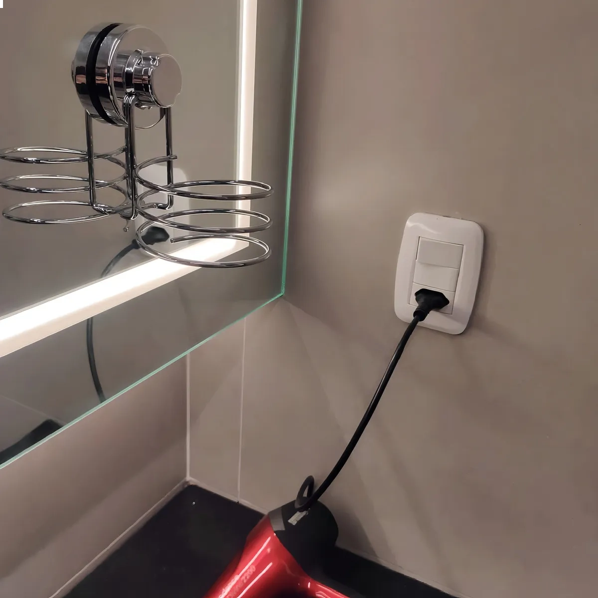 SUPORTE PARA SECADOR DE CABELO COM VENTOSA ABS AÇO CROMADO