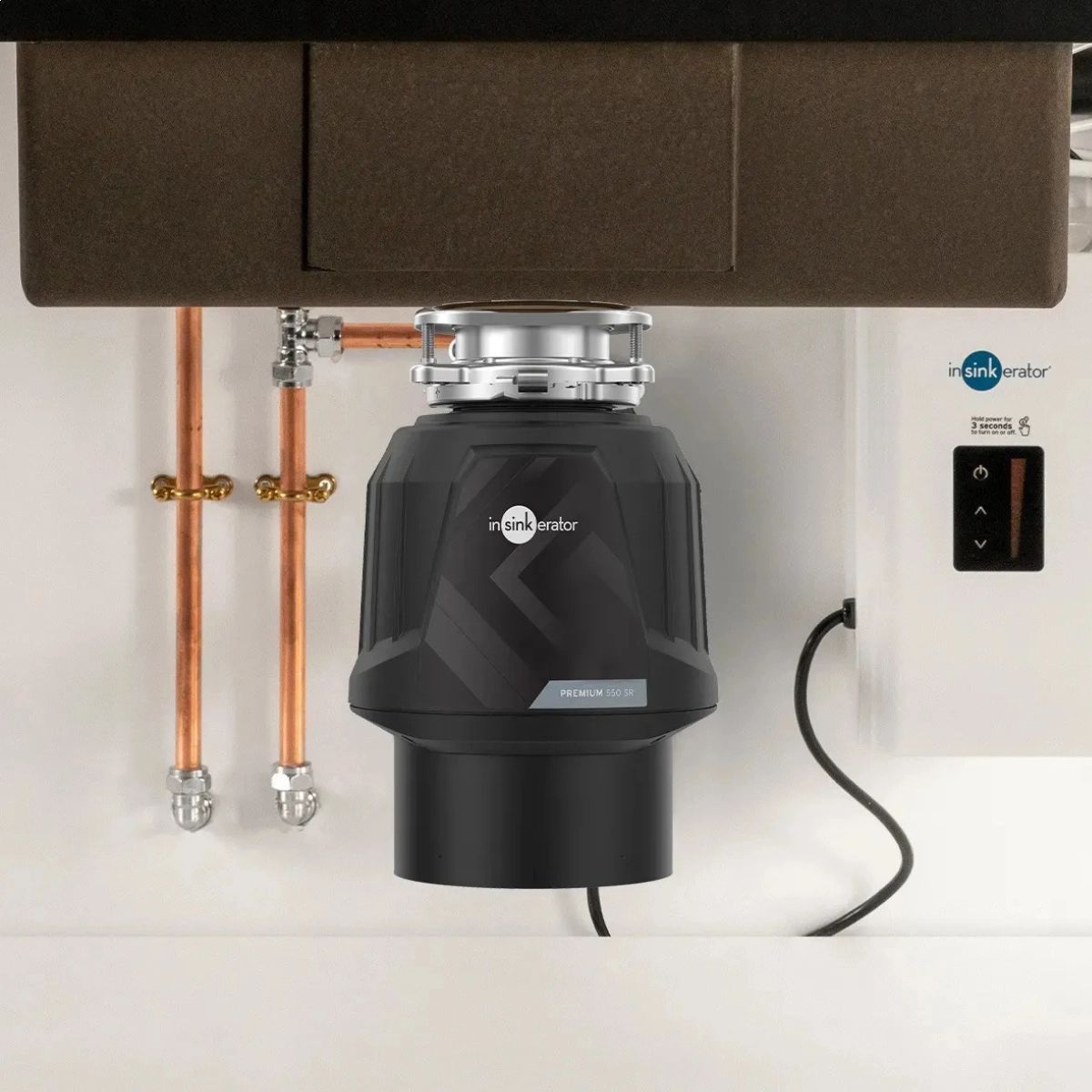 TRITURADOR ALIMENTOS INSINKERATOR PREMIUM P550 SR ECOLÓGICO 127V PRETO