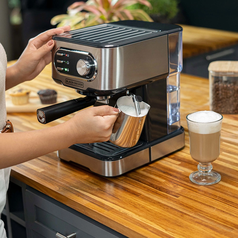 Cafeteira Elétrica Black Decker Multifunções Gourmand 127v Preto Ce1100g-br