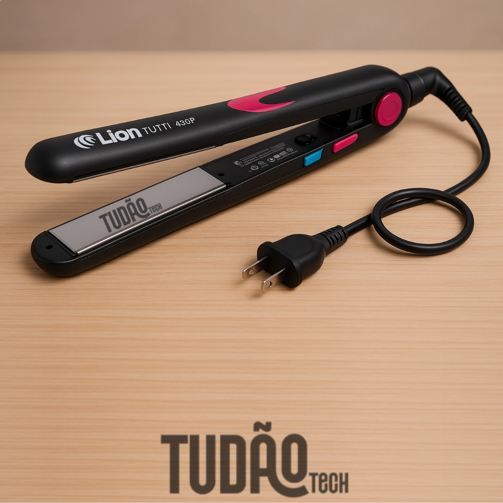 Chapinha de cabelo Lion Tutti 420F preta e Rosa Bivolt