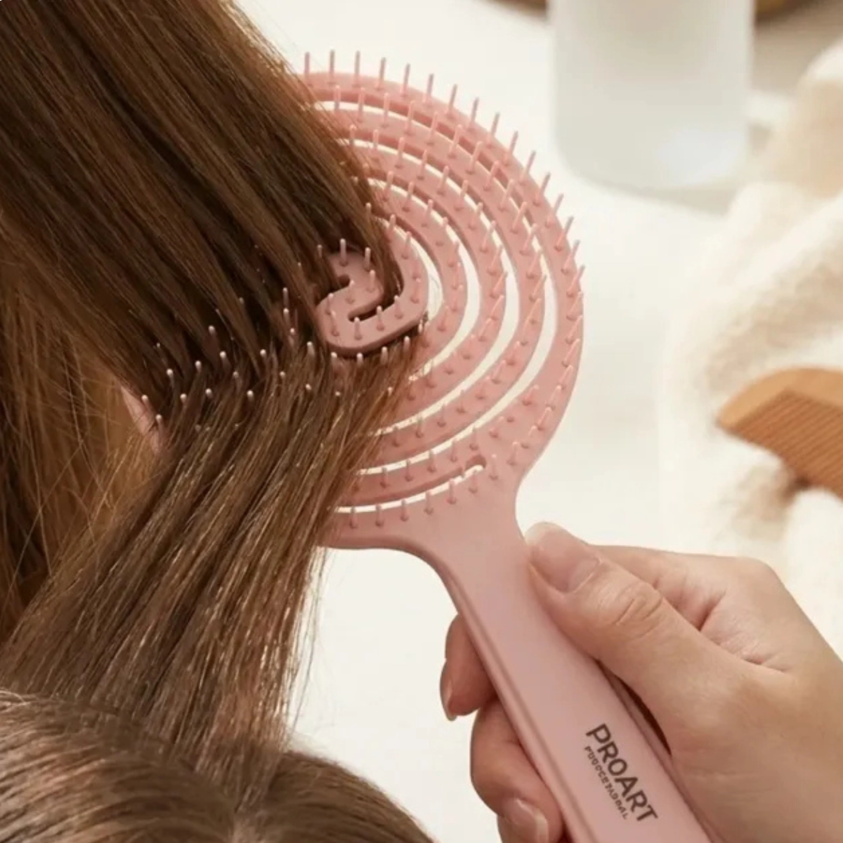 ESCOVA REDONDA DESEMBARAÇANTE EASY FLEXI ROSA PROART ESCOVA REDONDA DESEMBARAÇANTE EASY FLEXI ROSA PROART