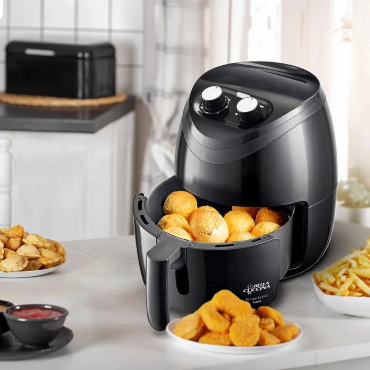 FRITADEIRA AIR FRYER BRITÂNIA BELLA CUCCINA 4,5L BCAF41 127V FRITADEIRA AIR FRYER BRITÂNIA BELLA CUCCINA 4,5L BCAF41 127V