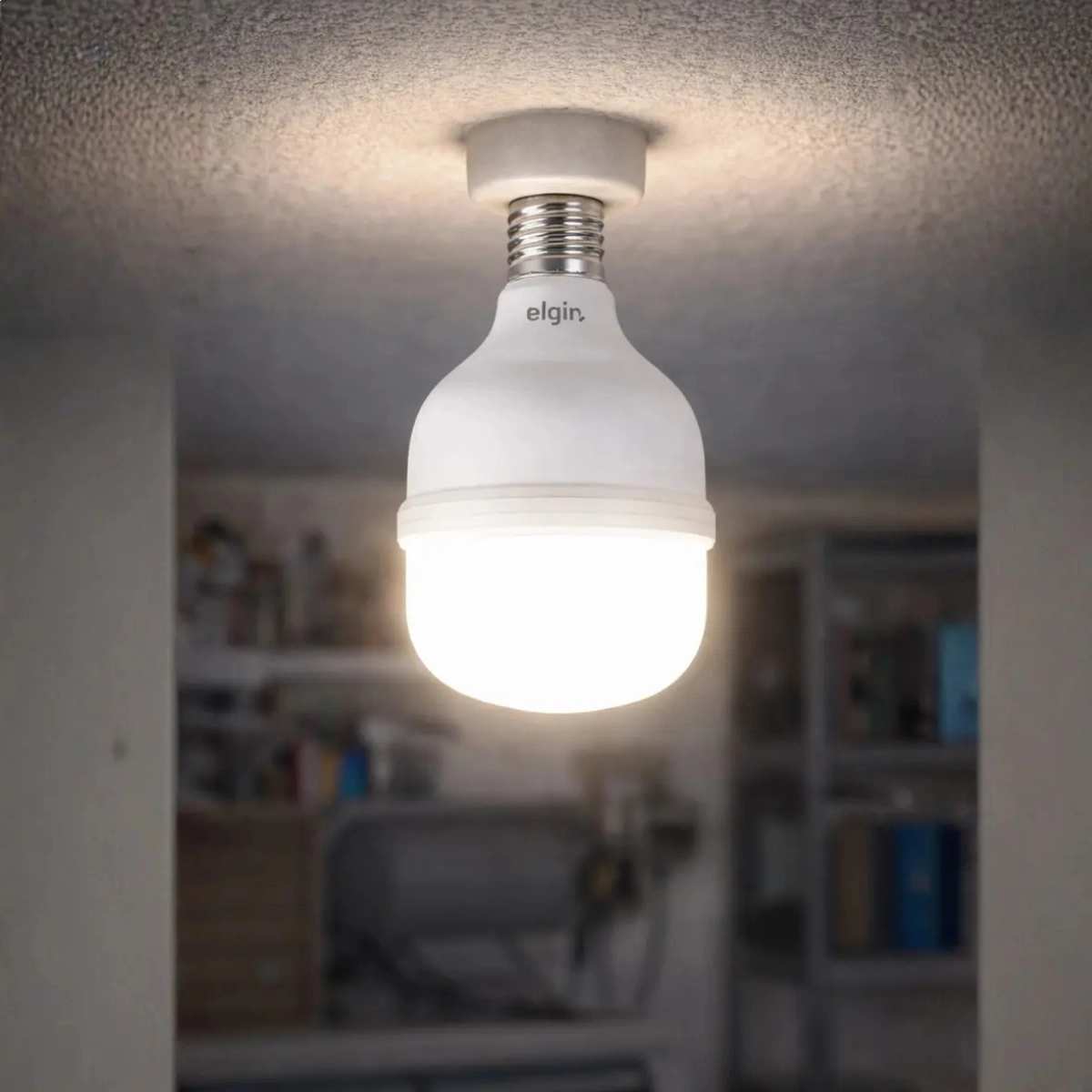 LÂMPADA LED ALTA POTÊNCIA 6500K SUPER BULBO 40W BRANCO FRIO ELGIN LÂMPADA LED ALTA POTÊNCIA 6500K SUPER BULBO 40W BRANCO FRIO ELGIN
