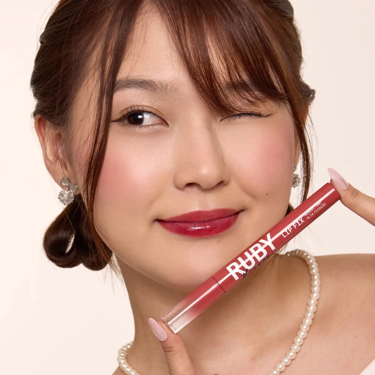 LIP FIX RUBY KISSES GLOSSY TINT ALTA FIXAÇÃO CORAL DREAM