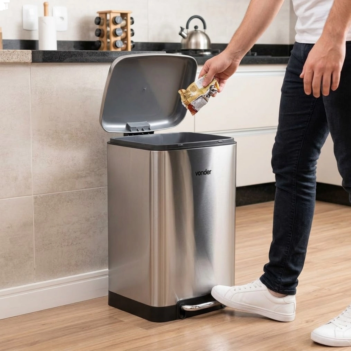 LIXEIRA RETANGULAR 30 LITROS INOX CINZA VONDER LIXEIRA RETANGULAR 30 LITROS INOX CINZA VONDER