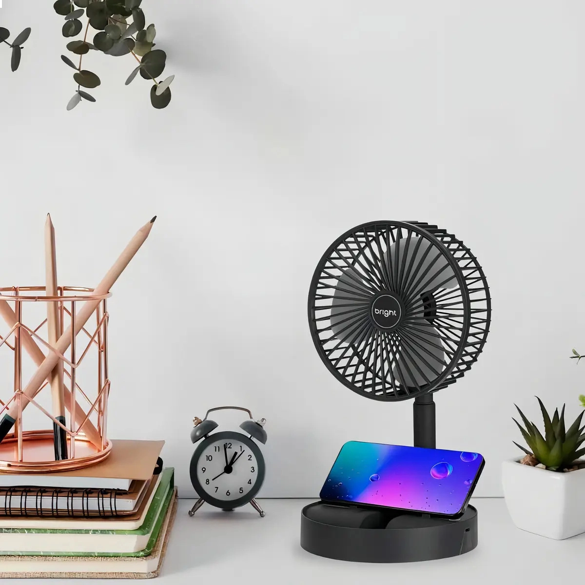 MINI VENTILADOR DE MESA PORTATIL PRETO RECARREGAVEL E COM SUPORTE CELULAR 4,5W 3 VEL