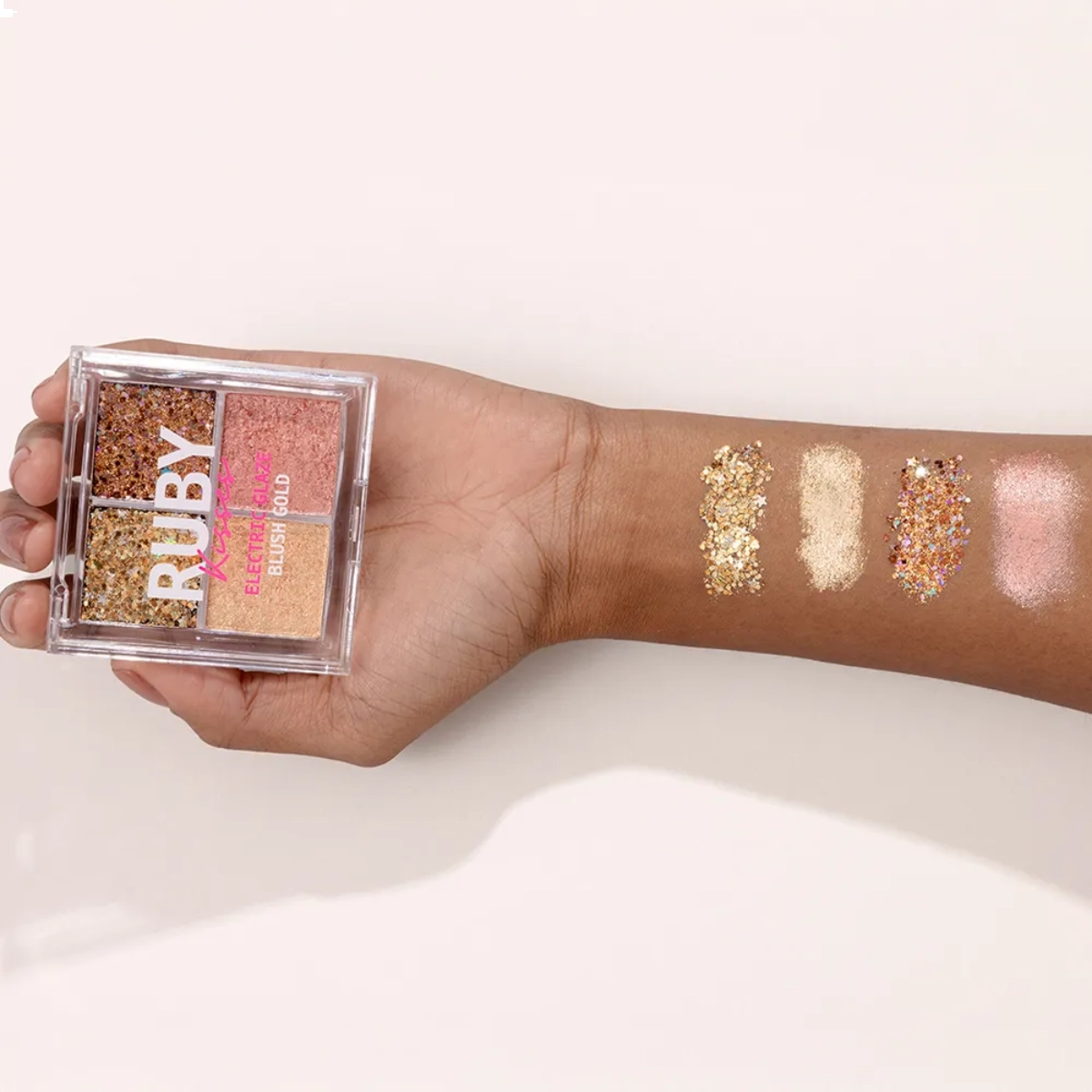 PALETA DE SOMBRAS EYESHADOW GLITTER BLUSH GOLD RUBY KISSES PALETA DE SOMBRAS EYESHADOW GLITTER BLUSH GOLD RUBY KISSES