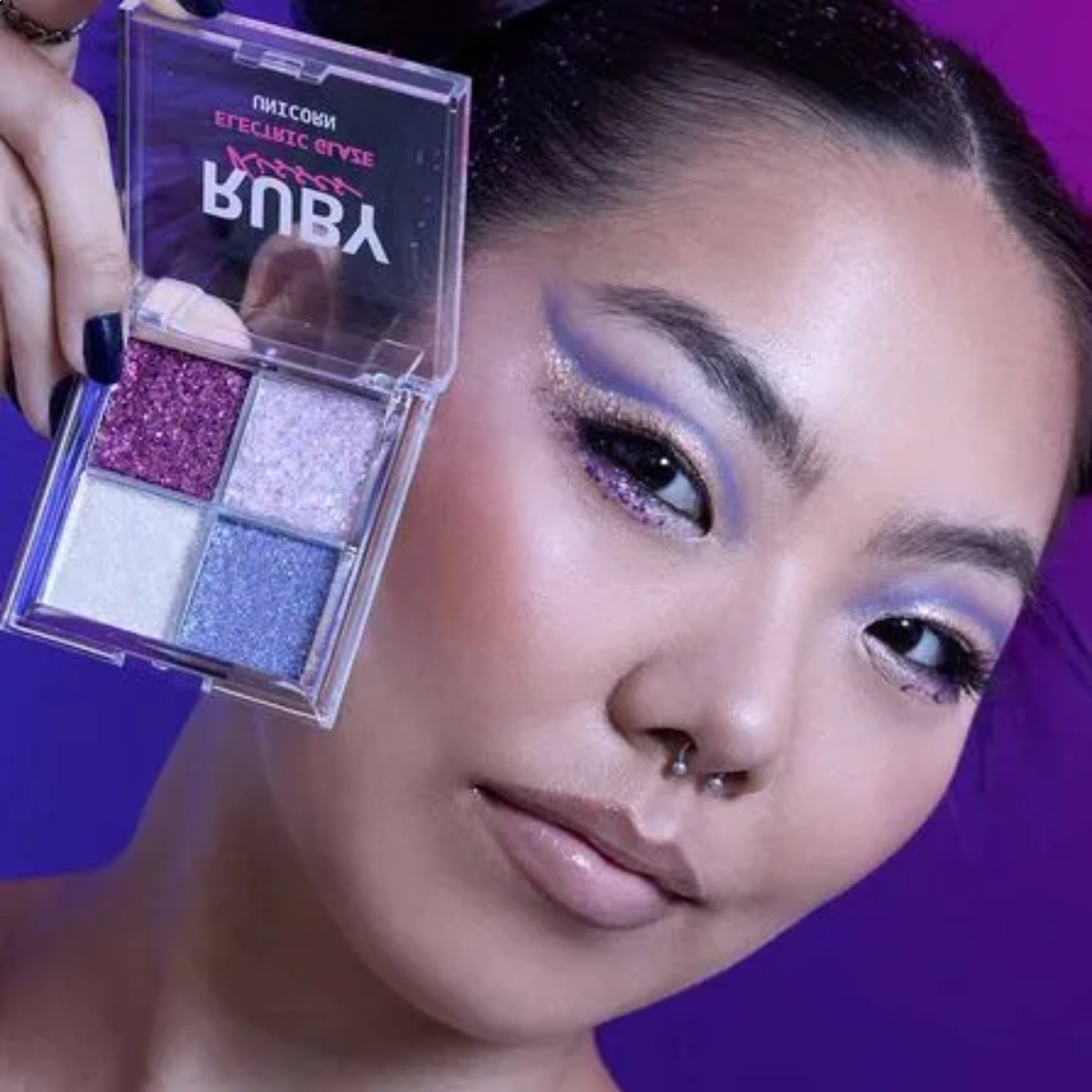PALETA DE SOMBRAS EYESHADOW GLITTER UNICORN RUBY KISSES PALETA DE SOMBRAS EYESHADOW GLITTER UNICORN RUBY KISSES
