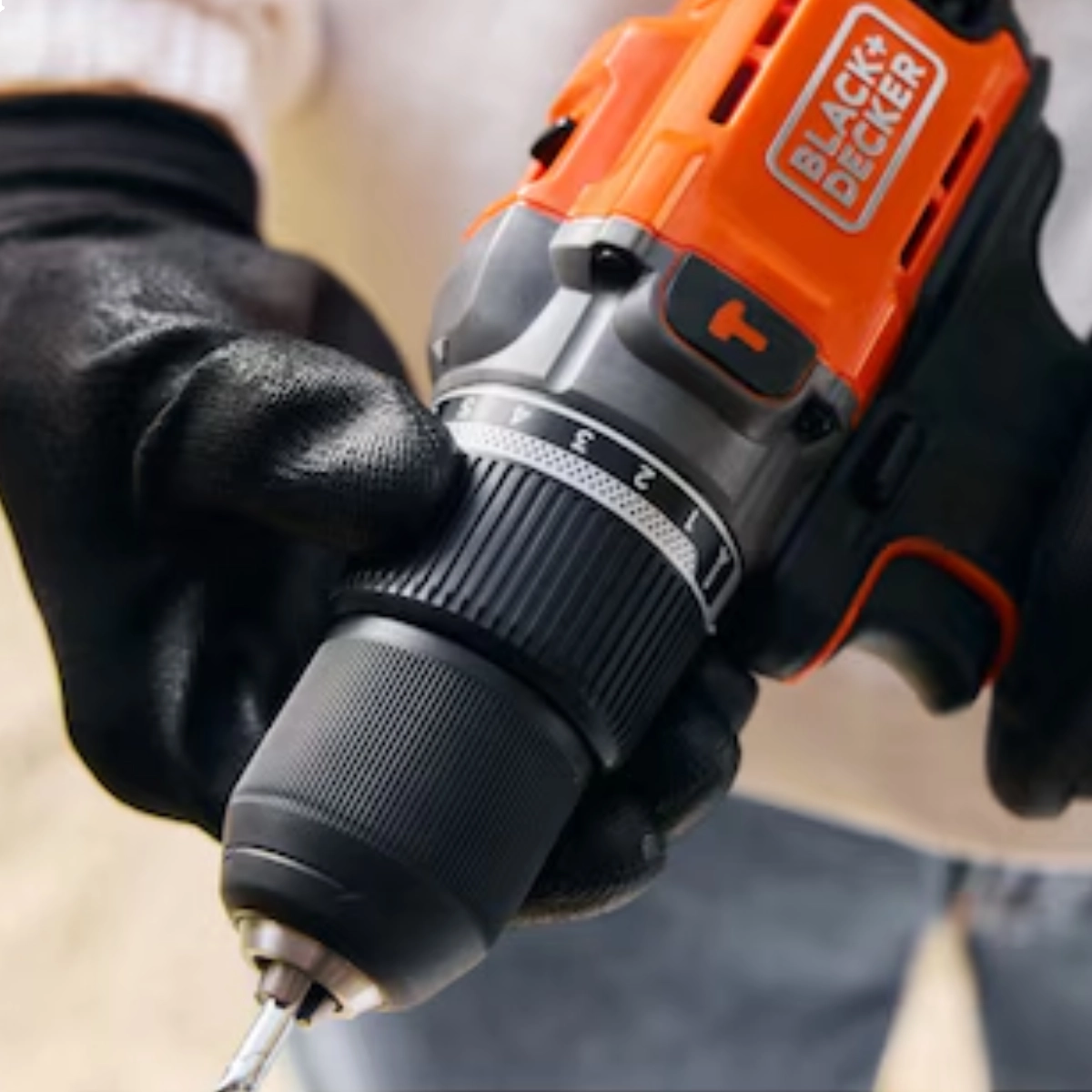 PARAFUSADEIRA FURADEIRA IMPACTO BLACK DECKER 20V 2AH MALETA PARAFUSADEIRA FURADEIRA IMPACTO BLACK DECKER 20V 2AH MALETA