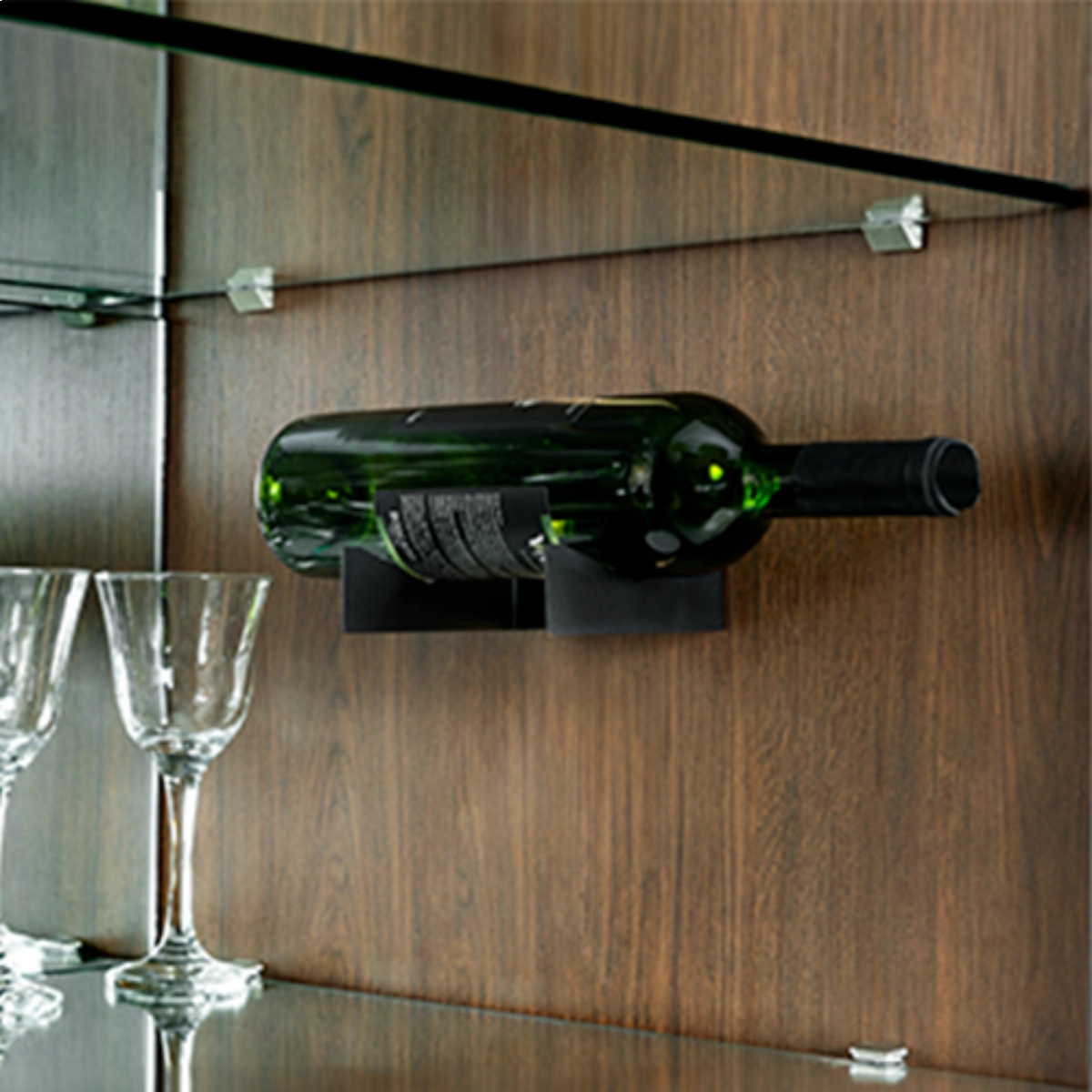 SUPORTE DE PAREDE PARA GARRAFA DE VINHO MASTER SCHMITT PRETO
